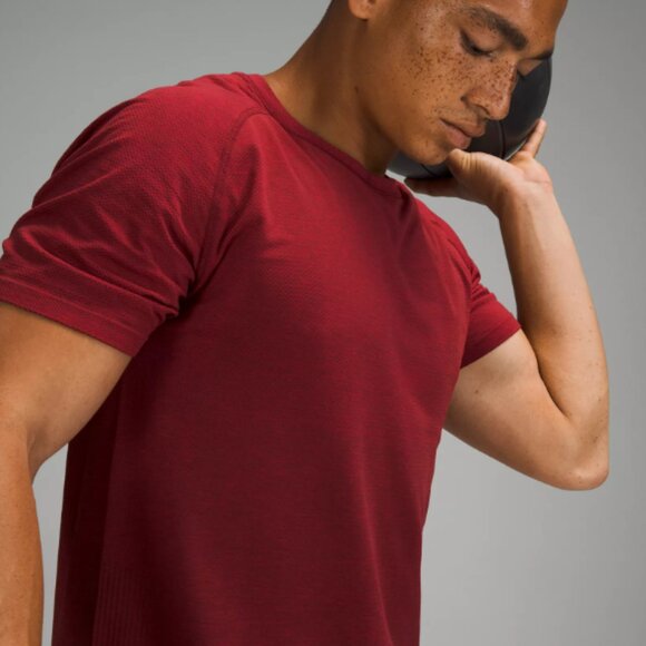 Lululemon Metal Vent Tech Short Sleeve 2.0 Sz S - Picture 1 of 4